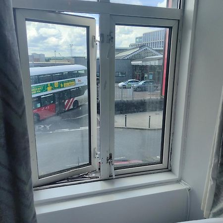 Station View Tavern Cork Exteriör bild
